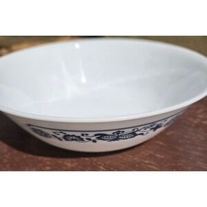Corelle Old Town Blue Serving Bowl 8.25" Floral Onion Pattern Corning USA White